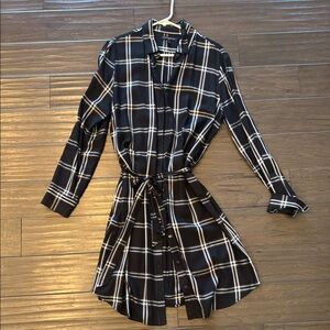 Banana Republic Black and White Checkered Shirt